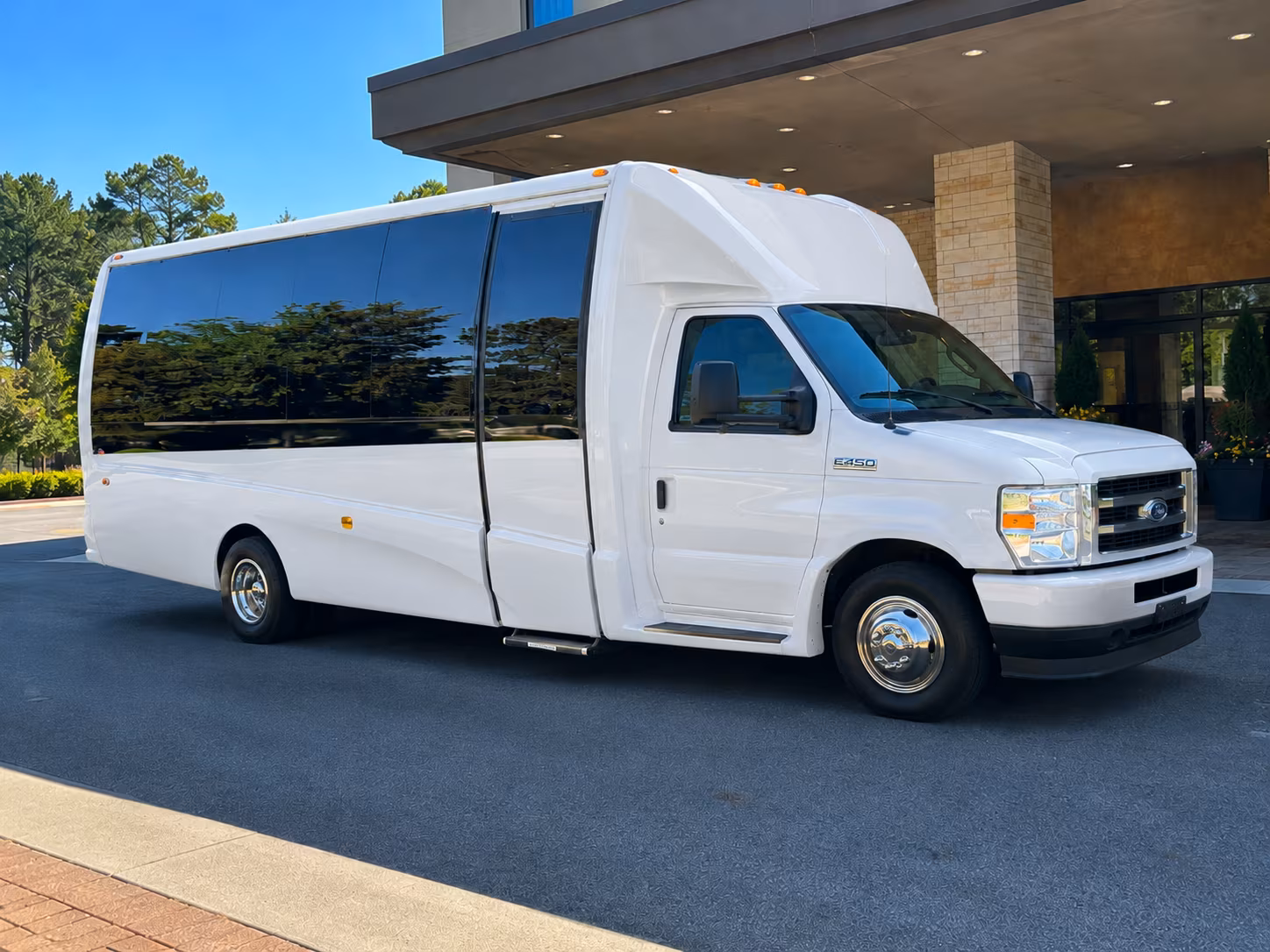 carson airport transportation onboard seating