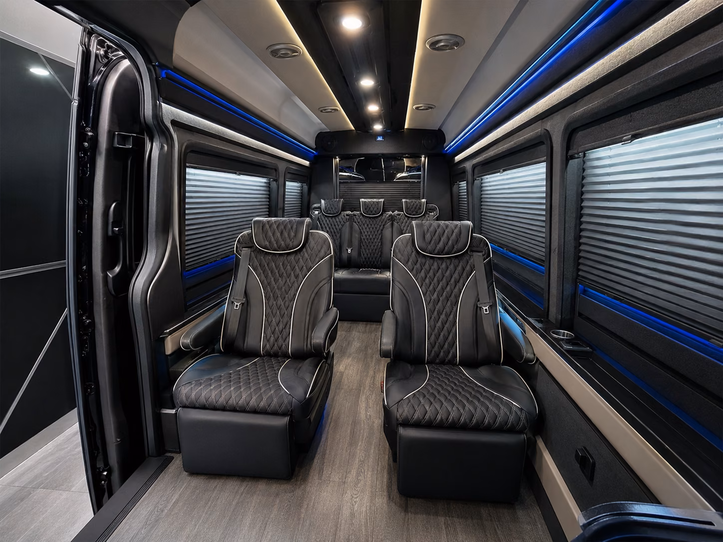 planning a group airport transfer for a corporate team or large event